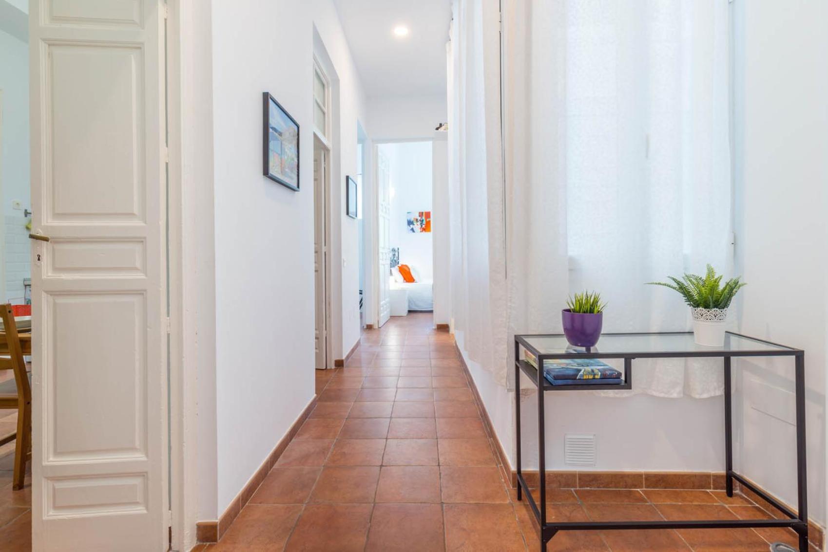 Apartamentos Alcazaba Малага Экстерьер фото